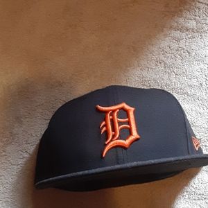 New era fitted hat